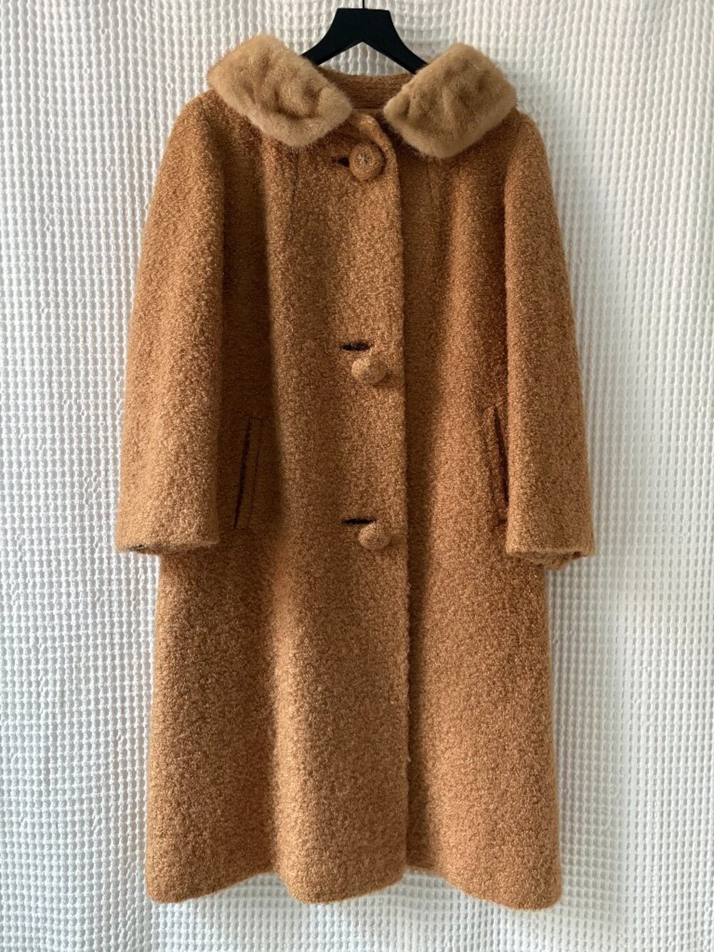 Vintage 1960s bouclé mohair wool "poodle" coat pastel mink collar women's L READ